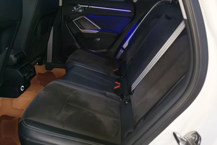 Used Audi Q3 2021 40 TFSI Fashion Dynamic Model
