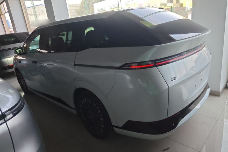 Used XPeng X9 2025 740 Ultra-Long Range Max
