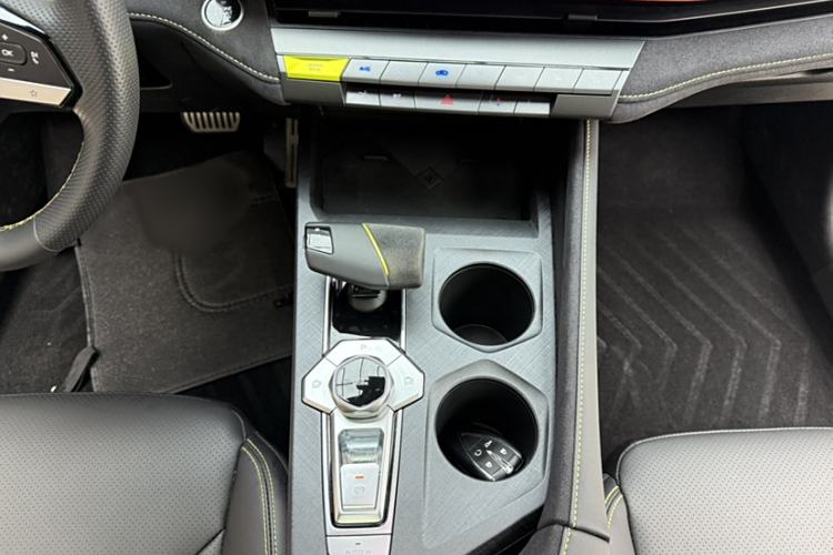 Used Changan UNI-V 2022 1.5T Sport Edition
