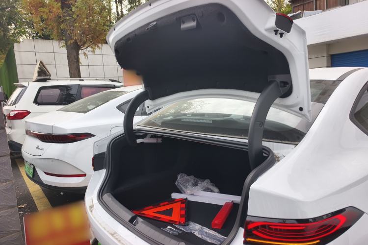 Used BYD Qin PLUS 2025 DM-i Smart Drive 55KM Leading Model
