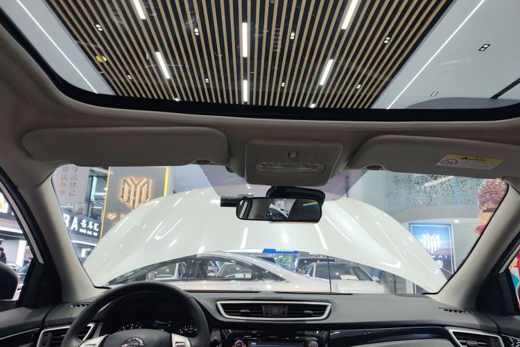 Used Nissan Qashqai 2016 2.0L CVT Flagship Edition