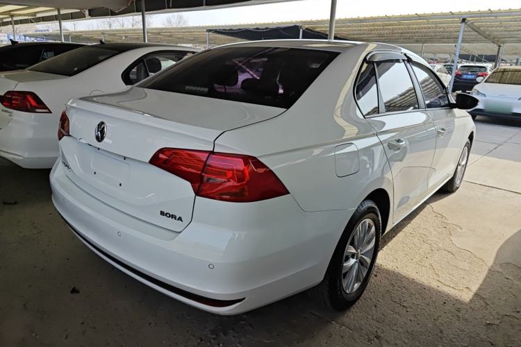 Used Volkswagen Bora 2018 1.5L Automatic Fashion Model