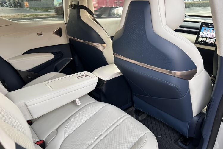 Used Zeekr X 2023 Rear-Drive YOU Edition 4 Seats