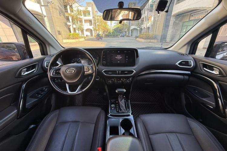 Used GAC Trumpchi GS4 2018 235T Automatic Two-Wheel Drive Luxury Smart Connectivity Version
