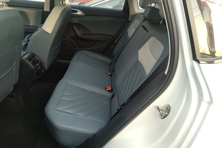 Used Volkswagen Tharu 2024 300TSI Two-Wheel-Drive Moon Luxury Edition
