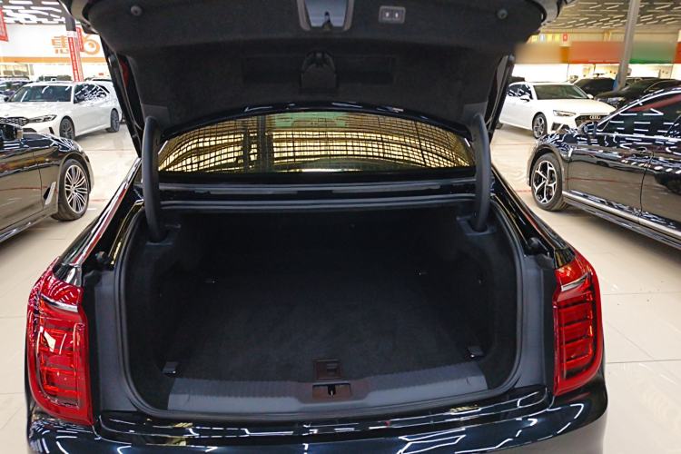 Used Hongqi H9 2020 2.0T Smart Connect Flagship Edition