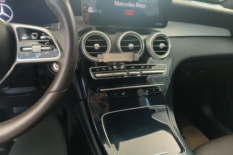 Used Mercedes-Benz GLC 2020 Facelifted GLC 260 L 4MATIC Dynamic Edition
