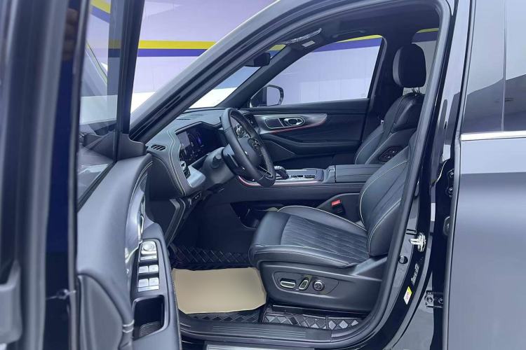 Used GAC Trumpchi GS8 2022 Flagship Series 2.0 TGDI Two-Wheel-Drive Prestige Edition (7 Seats)
