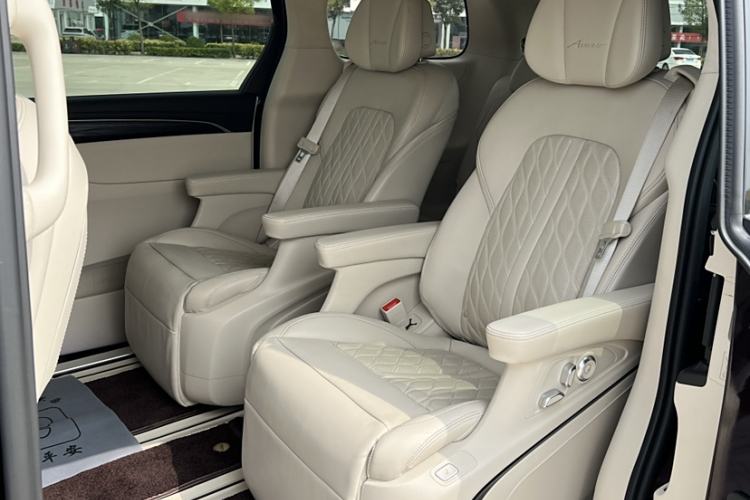 Used Buick GL8 2020 Avenir Avia 7-Seater Deluxe Edition
