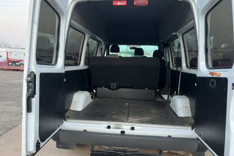 Used JMC Transit 2019 2.8T Commercial Version Short Wheelbase Mid-Roof 6-Seater China VI JX493
