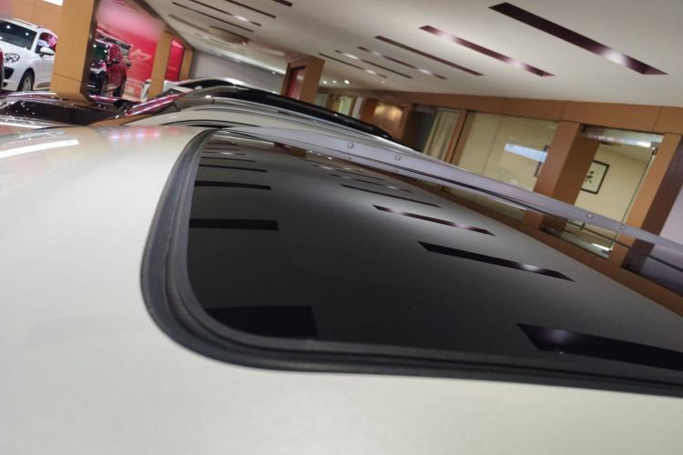 Used Cadillac XT5 2018 25T Luxury Model
