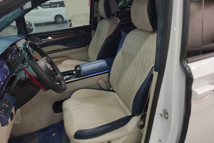 Used Buick GL8 2022 ES Landtrek 653T Comfort Edition
