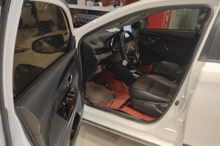 Used Toyota YARiS L 2021 X-Trail 1.5L CVT Luxury Edition
