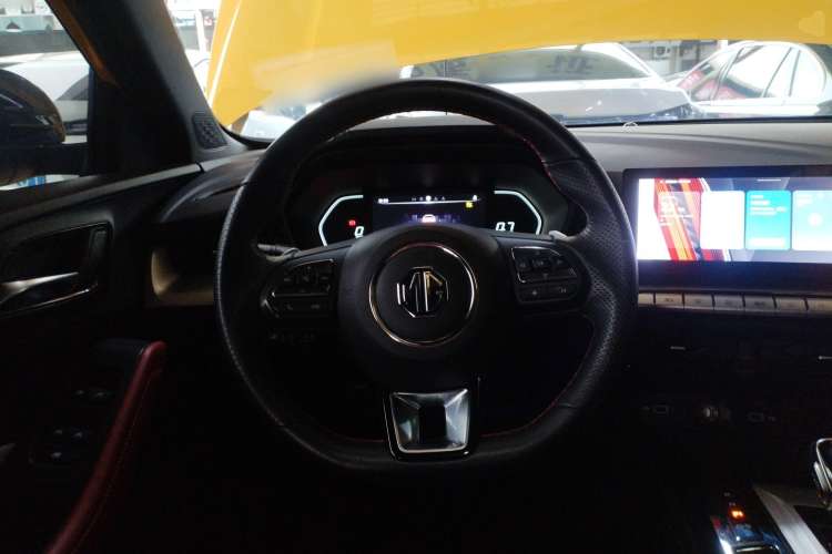 Used MG 5 2022 300TGI DCT Chao Yue Flagship Edition
