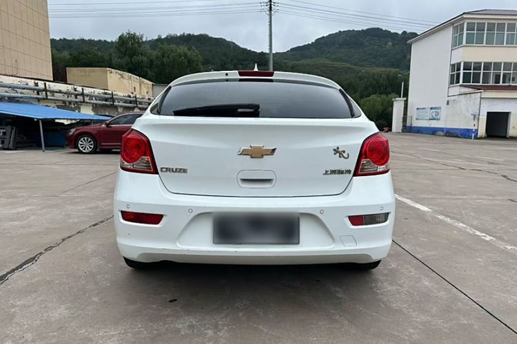 Used Chevrolet Cruze 2013 Hatchback 1.6L Automatic Luxury Model
