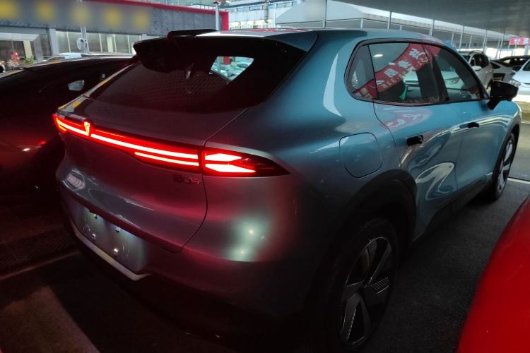 Used  S05 2024 200 Ultra Range-Extended Long-Range Version
