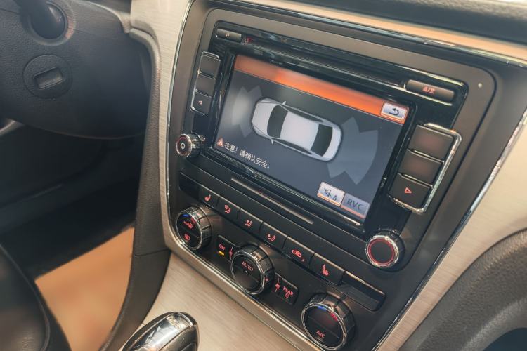 Used Volkswagen Passat 2014 1.8TSI DSG Prestige Edition
