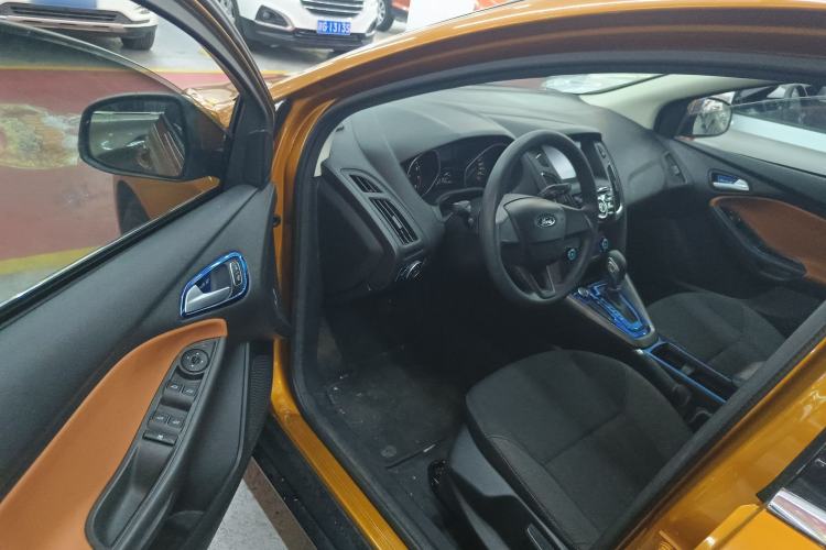 Used Ford Focus 2018 Hatchback Classic 1.6L Automatic Comfort Plus SmartDrive Edition