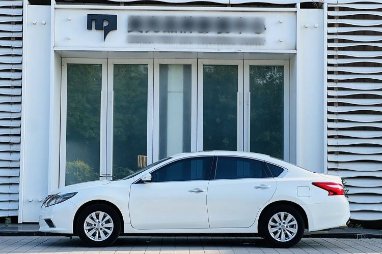 Used Nissan Teana 2018 2.0L XL Smart Upgrade Edition
