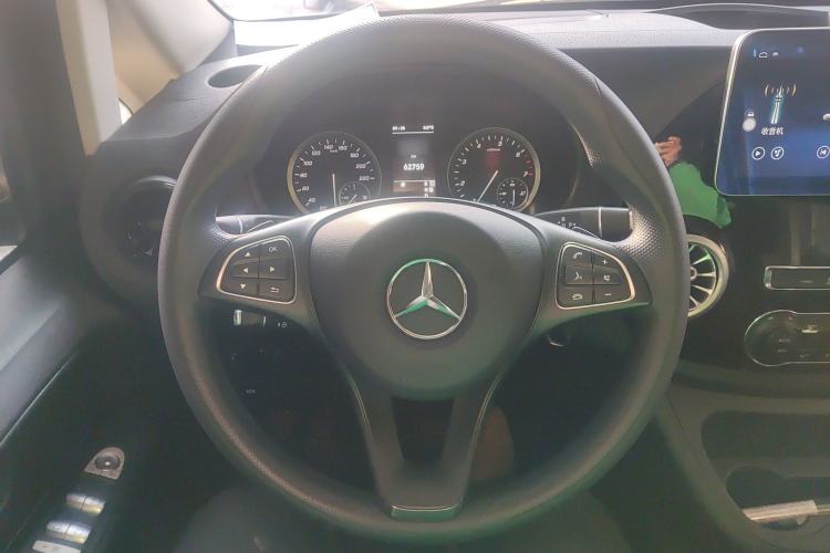 Used Mercedes-Benz Vito 2021 2.0T Elite Version 7 Seats
