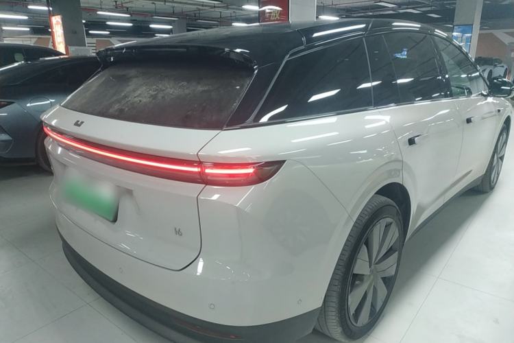 Used Li Auto Li Auto i6 2025 Model Two-Wheel-Drive Standard Type
