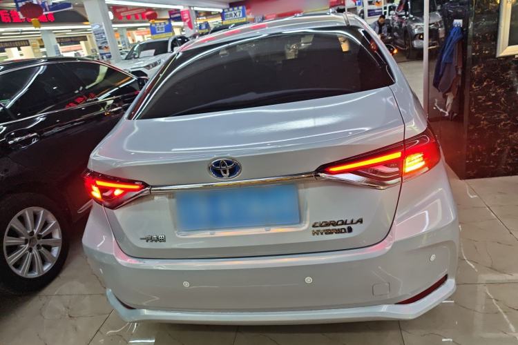 Used Toyota Corolla 2021 Dual-Motor 1.8L E-CVT Elite Edition
