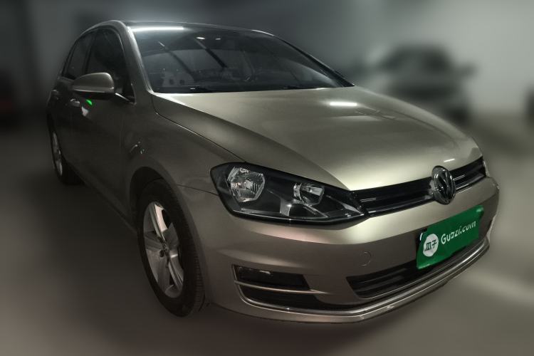 Used Volkswagen Golf 2016 230TSI Automatic Comfort Version
