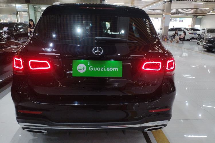 Used Mercedes-Benz GLC 2020 Facelift GLC 300 L 4MATIC Dynamic Edition
