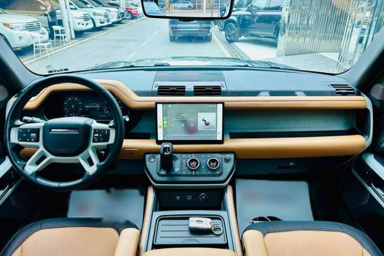 Used Land Rover Defender 2023 110 3.0T P400 X-DYNAMIC HSE
