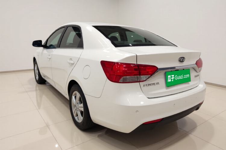 Used Kia Forte 2014 1.6L MT GL
