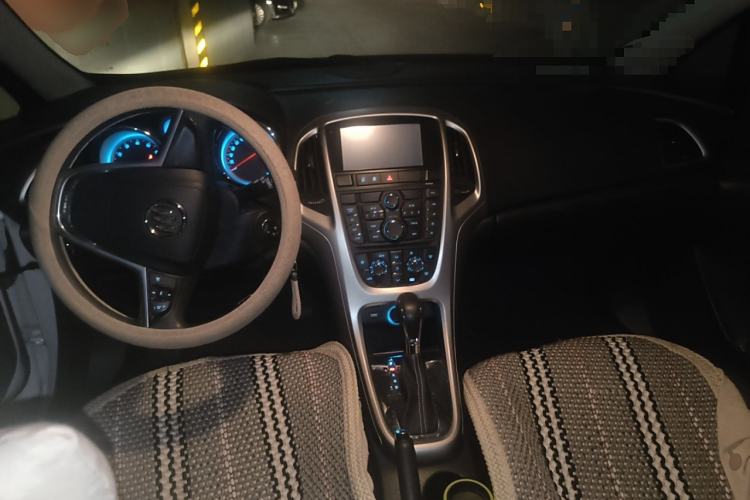 Used Buick GT 2014 XT 1.6L Automatic Fashion Edition
