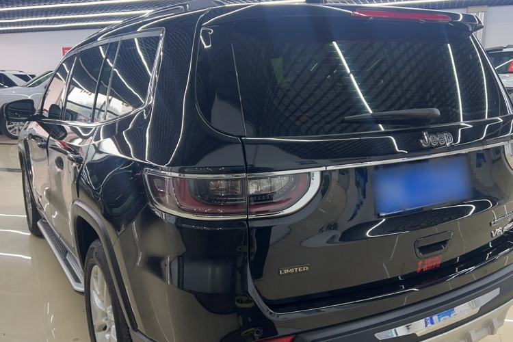 Used  Grand Commander 2018 2.0T Two-Wheel Drive Enjoy Edition China V
