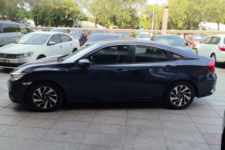 Used Honda Civic 2016 220TURBO CVT Luxury Edition
