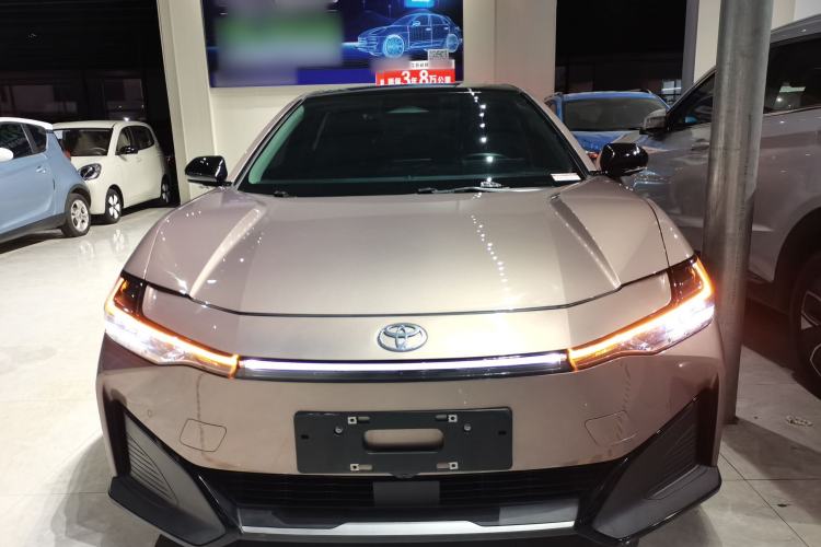 Used Toyota bZ3 2023 616 km Long-Range Premium
