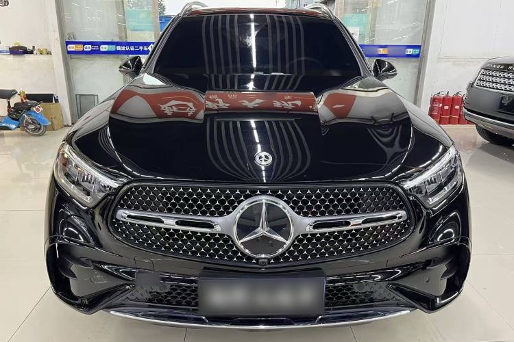 Used Mercedes-Benz GLC 2023 GLC 260 L 4MATIC Luxury Model 5 Seats
