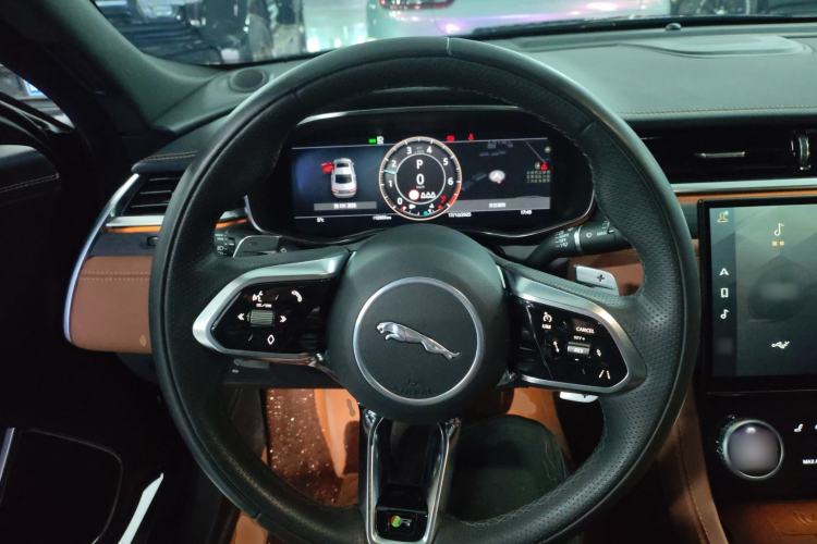 Used Jaguar XFL 2023 XFL 2.0T P250 Two-Wheel-Drive Elite Sport Gold Edition
