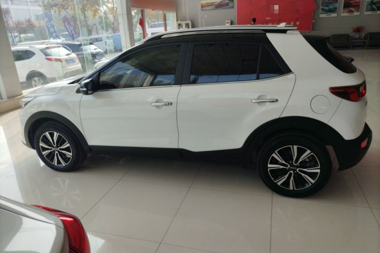 Used Kia Stonic 2021 1.4L CVT Sunroof Model
