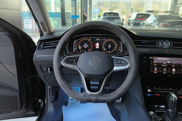 Used Volkswagen Magotan 2021 330TSI DSG 30th Anniversary Edition