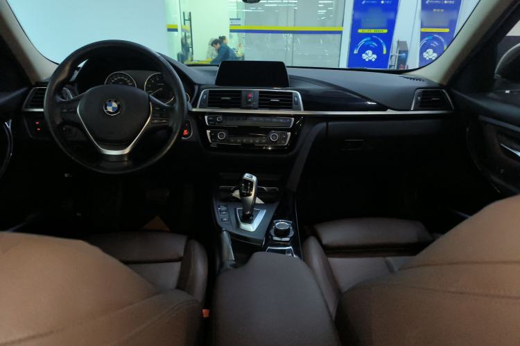 Used BMW 3 Series 2018 320Li Fashion Model
