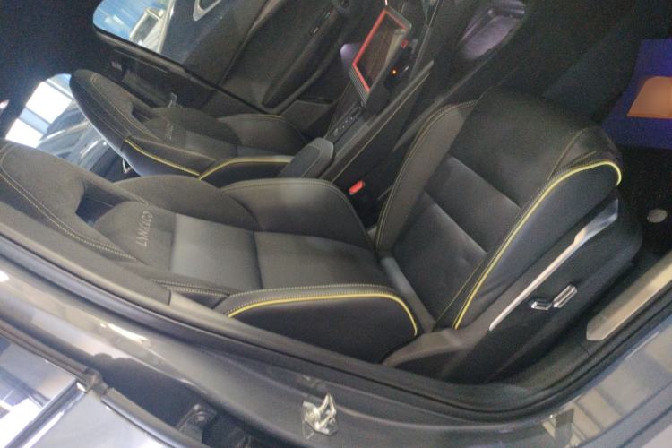 Used Lynk & Co 06 2023 Remix 1.5T Dynamic Halo
