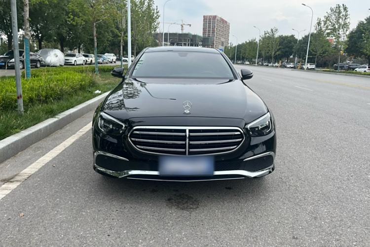 Used Mercedes-Benz E-Class 2023 Facelift E 260 L
