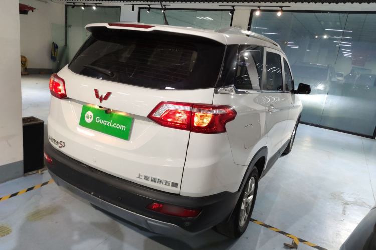 Used Wuling Hongguang S3 2019 Automatic Clutch Version 1.5L Manual Luxury Model China V Standard
