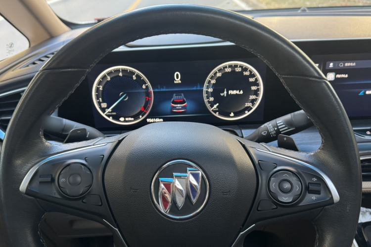 Used Buick GL8 2021 ES Land Cruiser 653T Luxury Edition