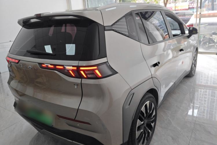 Used AION Y 2022 70 Tech Edition Ternary Lithium
