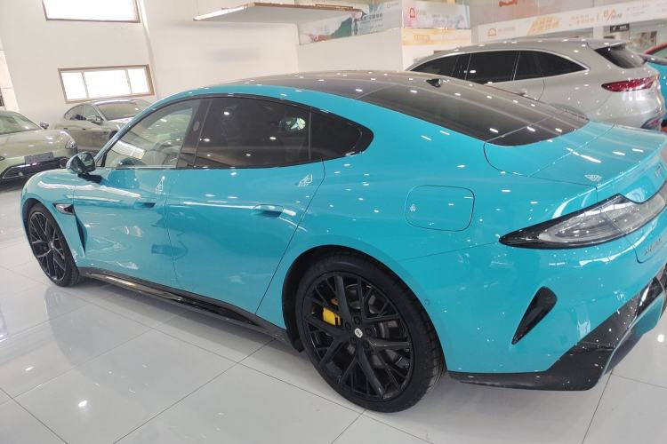 Used Xiaomi Auto SU7 2024 Four-Wheel Drive Ultra-Long Range Advanced Intelligent Driving Max Edition