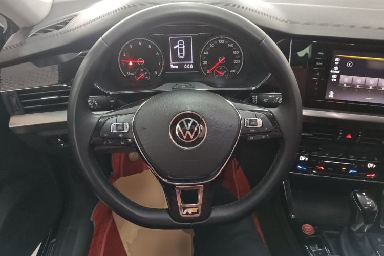 Used Volkswagen Passat 2020 330TSI Elite Edition China VI
