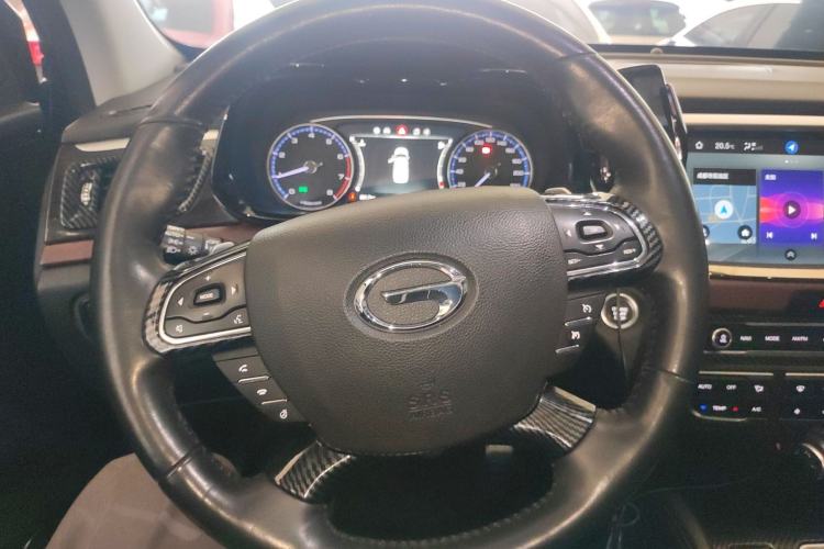 Used GAC Trumpchi GS8 2017 320T Two-Wheel Drive Luxury Smart Connectivity Version (7 Seats)