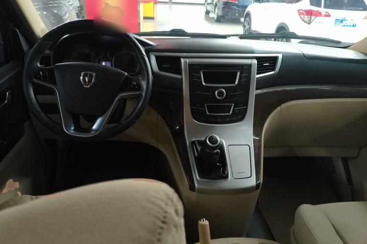 Used Jinbei Grace 2014 2.0L Luxury Short-Wheelbase 7-Seater 1TR