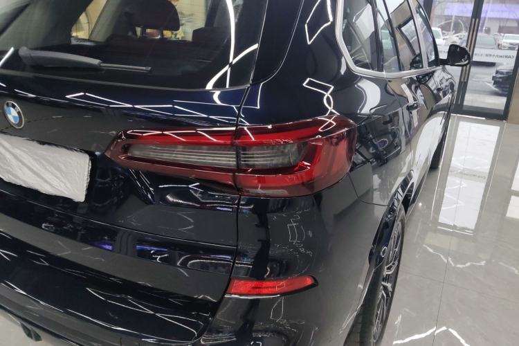 Used BMW X5 2022 Restyled xDrive 30Li Luxury Version M Sport Package