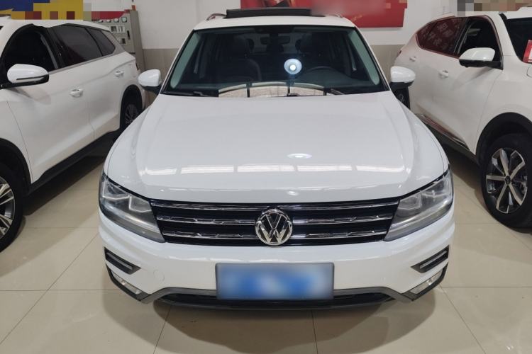 Used Volkswagen Tiguan L 2017 330TSI Automatic Two-Wheel Drive Luxury Edition
